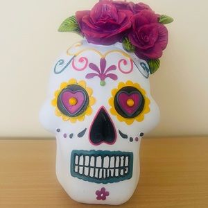 Day of the dead skull decor